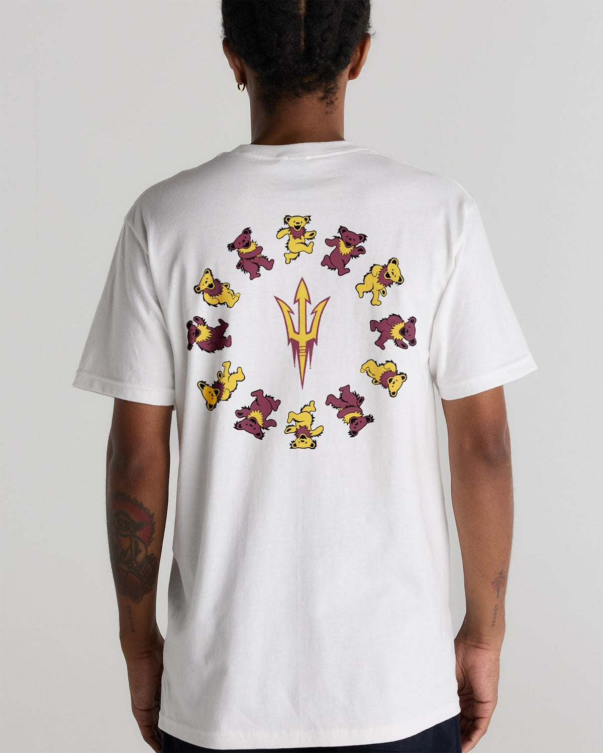 Model wearing the White Arizona State x Grateful Dead Circle Bears Tee, back view. Class Trip | Higher Education