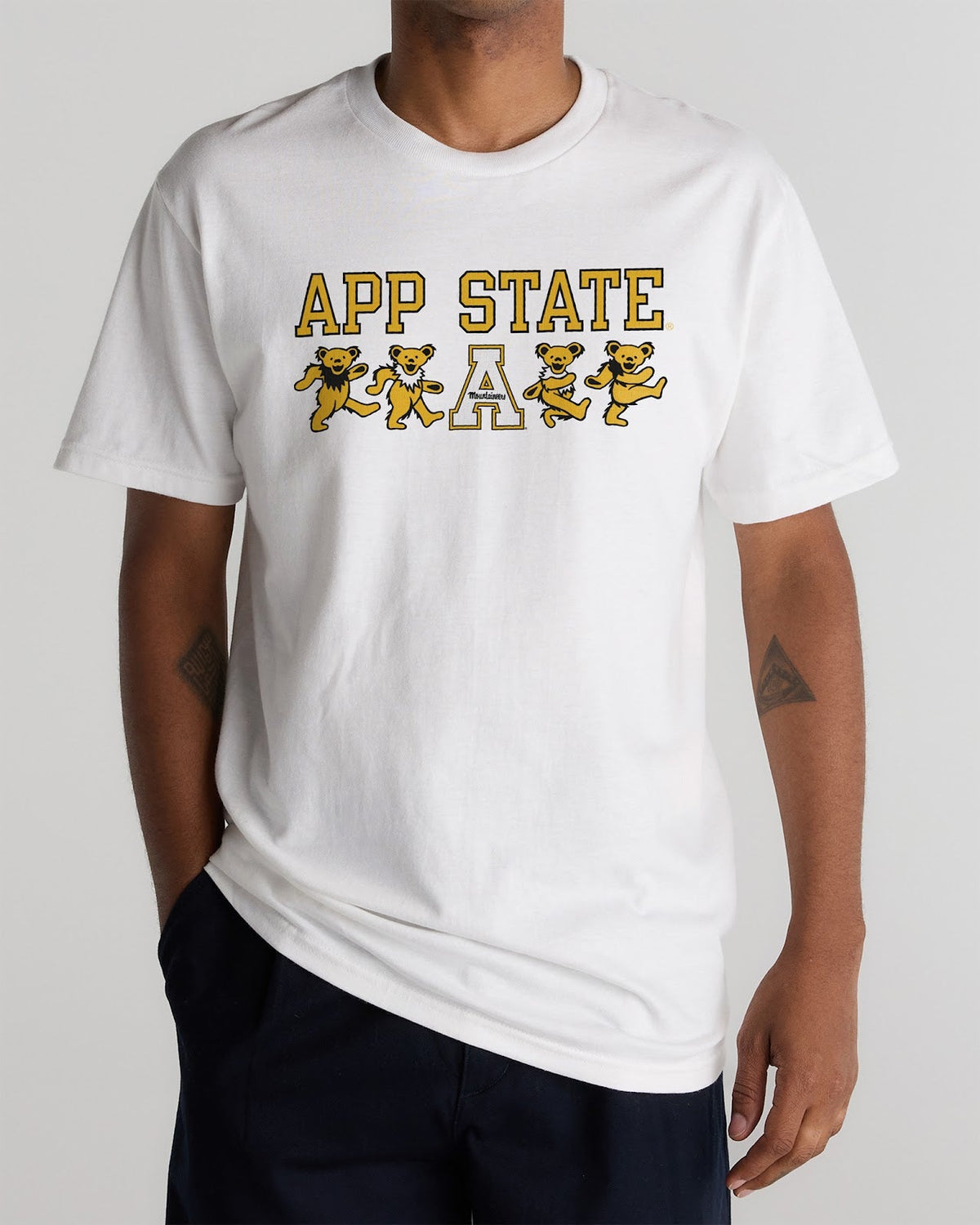Model wearing the White Appalachian State x Grateful Dead Mascot Bears Tee, front view. Class Trip | Higher Education